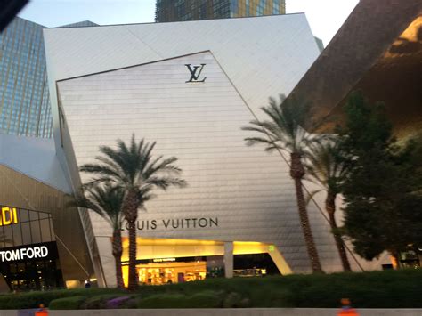 louis vuitton las vegas store|louis vuitton las vegas strip.